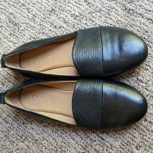 Bueno Katy black leather flats size 39